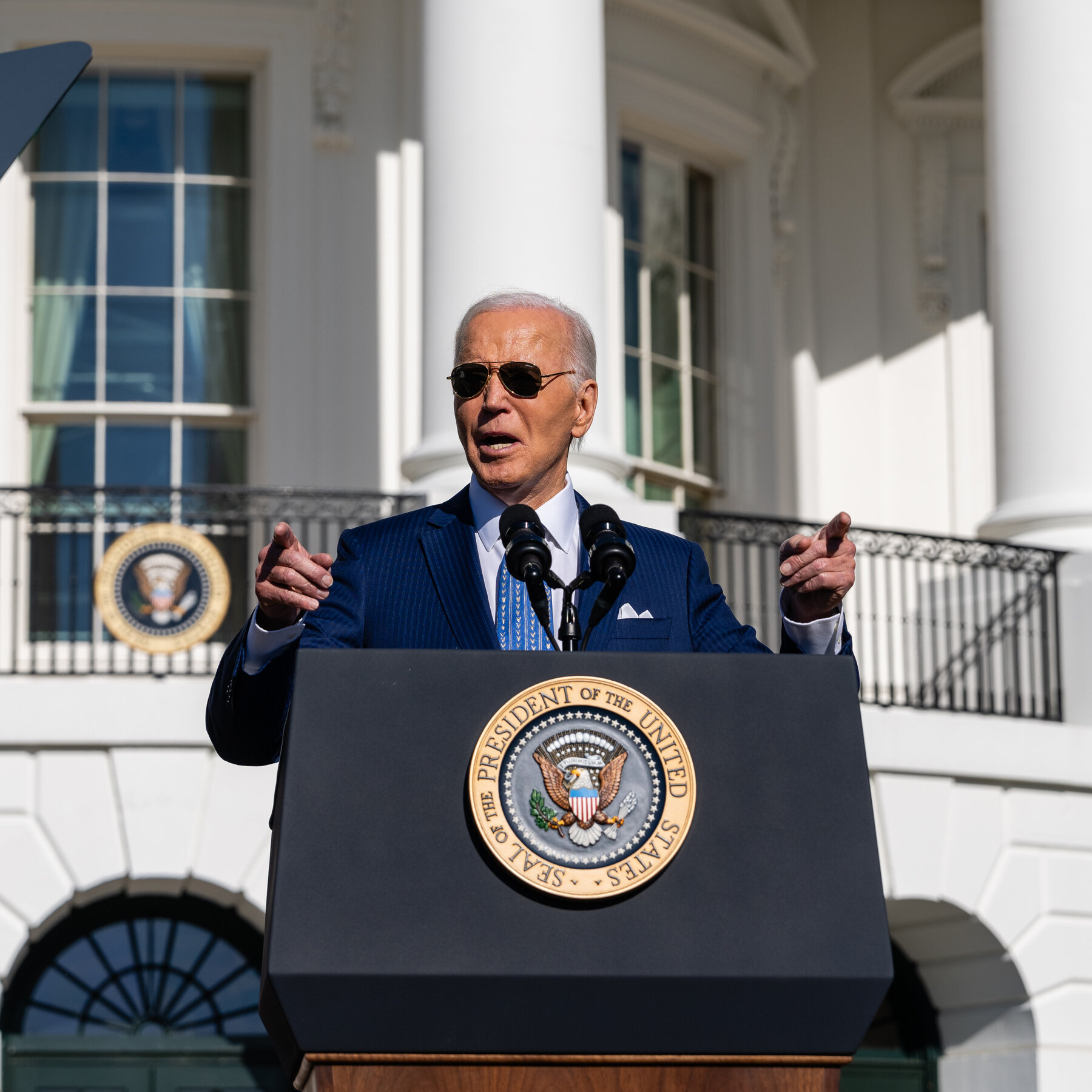 Biden Administration Sprints to Tie Up Tech Loose Ends