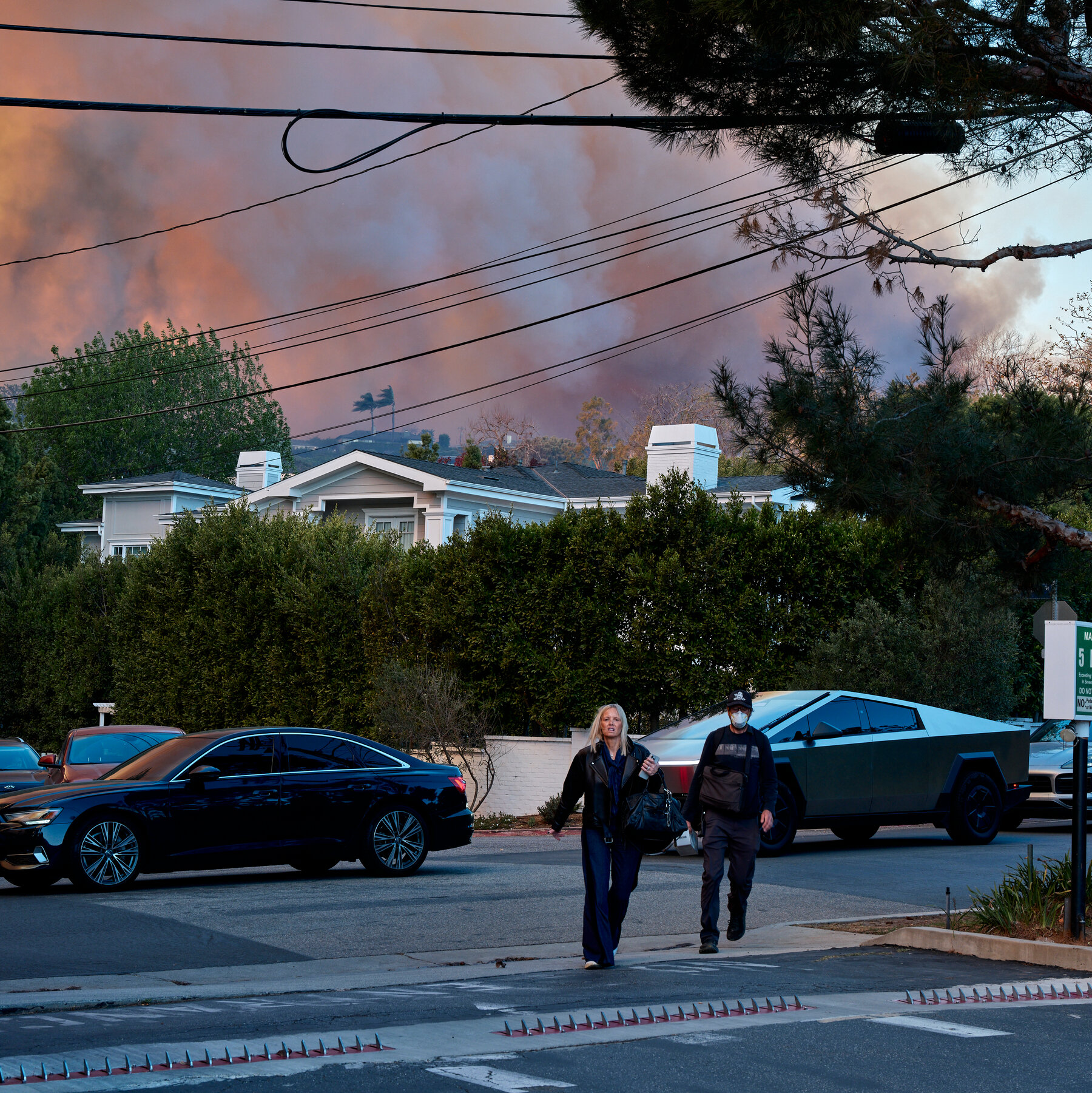 Celebrities Flee Their Homes as California Wildfires Force More Evacuations