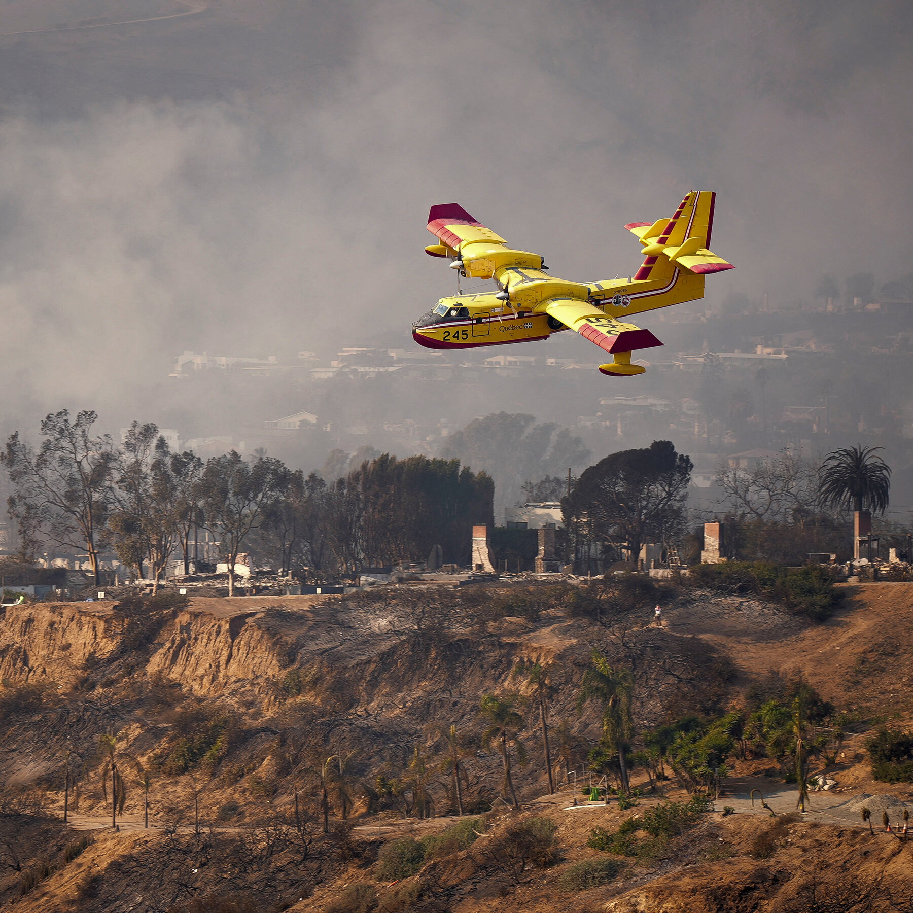 Firefighting Aircraft Collides with Drone Over Palisades Fire