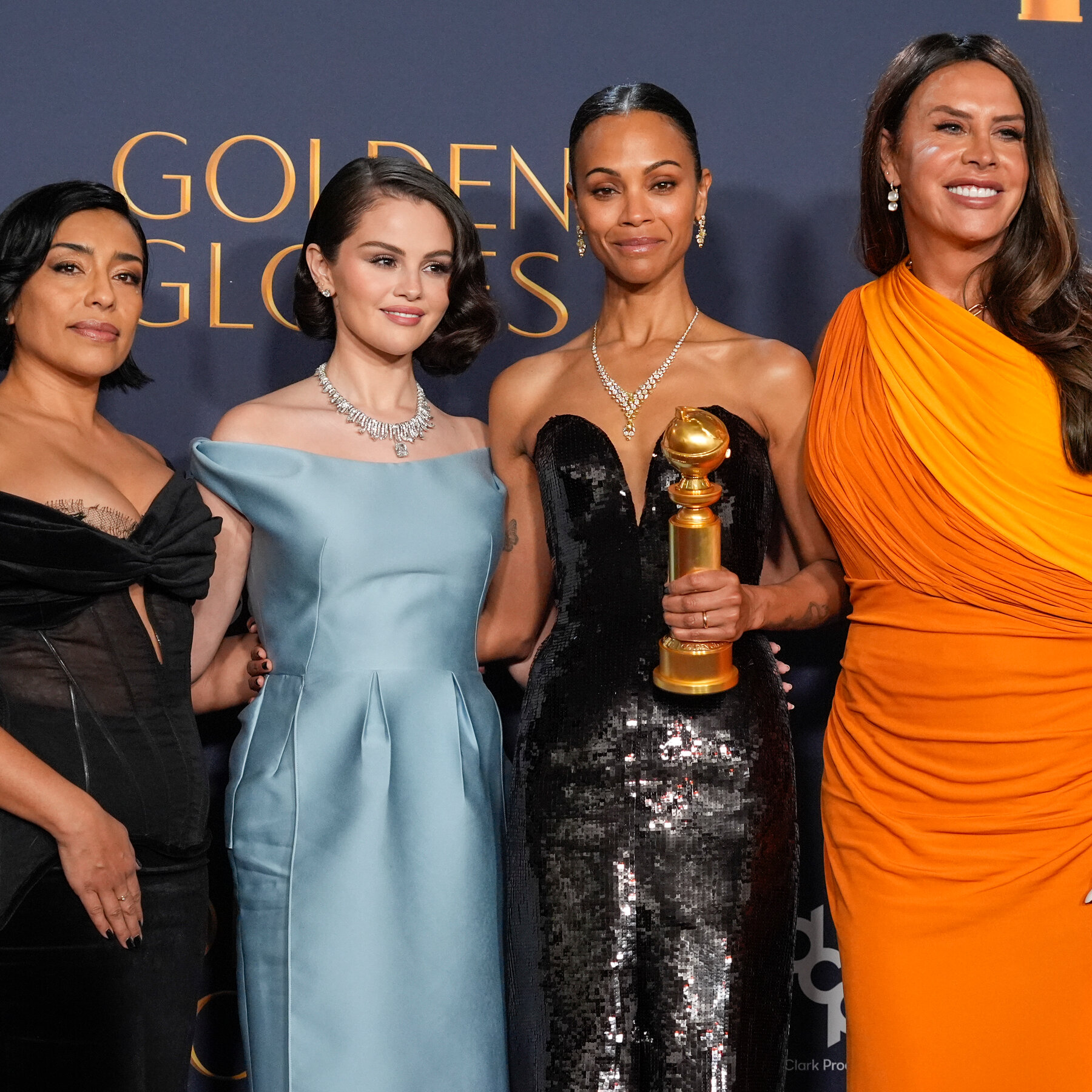 Golden Globes Stars Avoided Politics