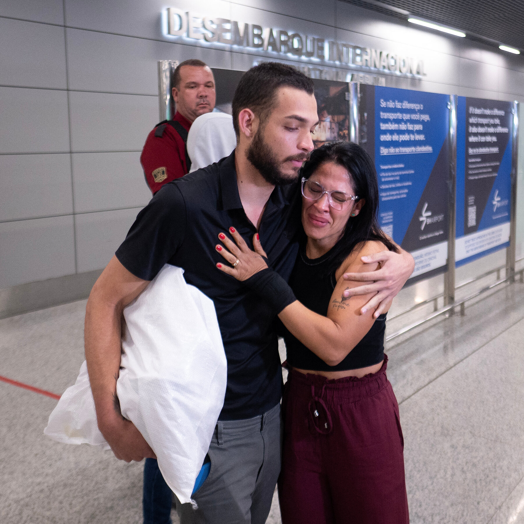 Inside a Chaotic U.S. Deportation Flight to Brazil