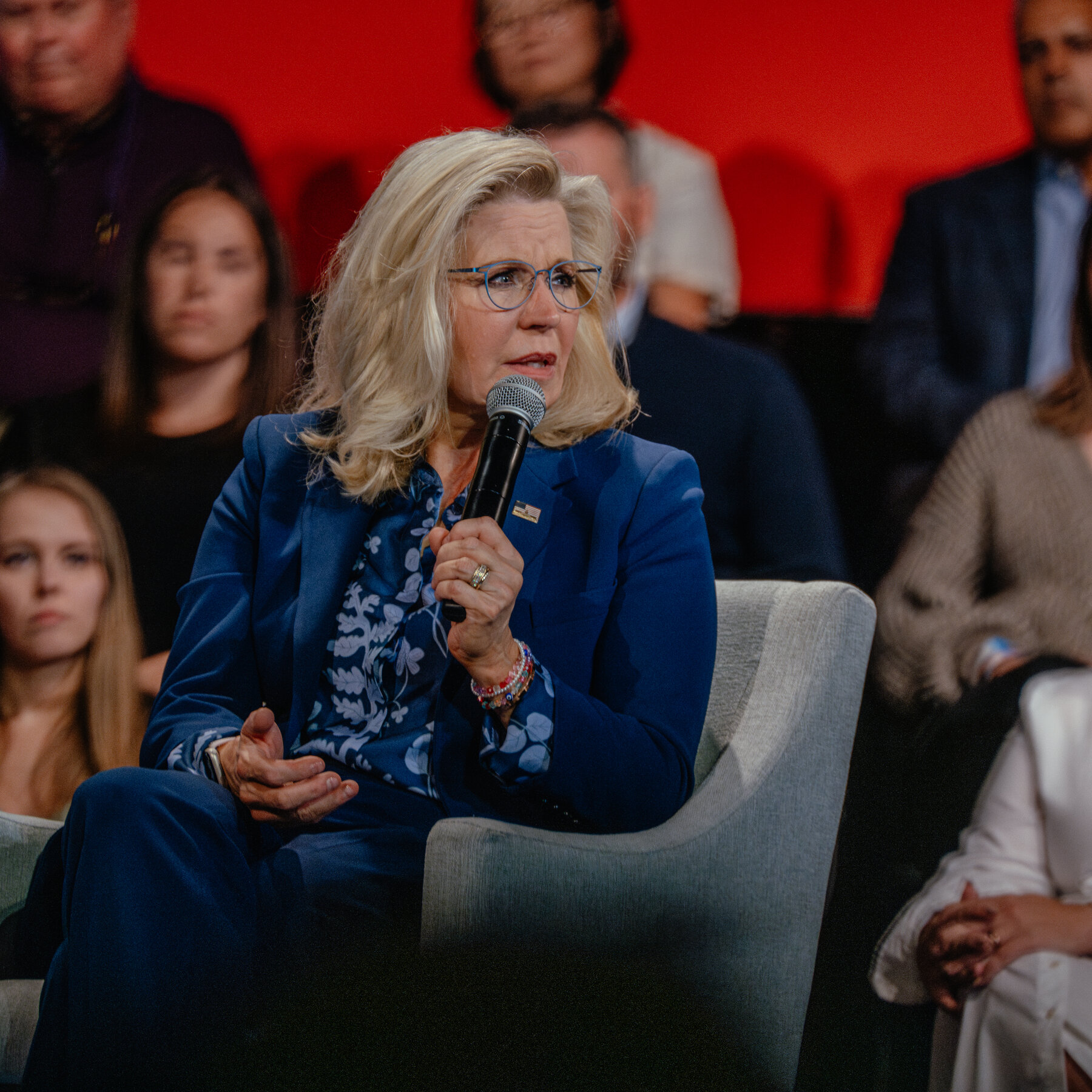 Liz Cheney Is Among 20 Chosen to Receive Presidential Citizens Medal