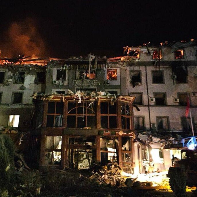 Missile Strikes Hotel in Zelensky’s Hometown in Ukraine