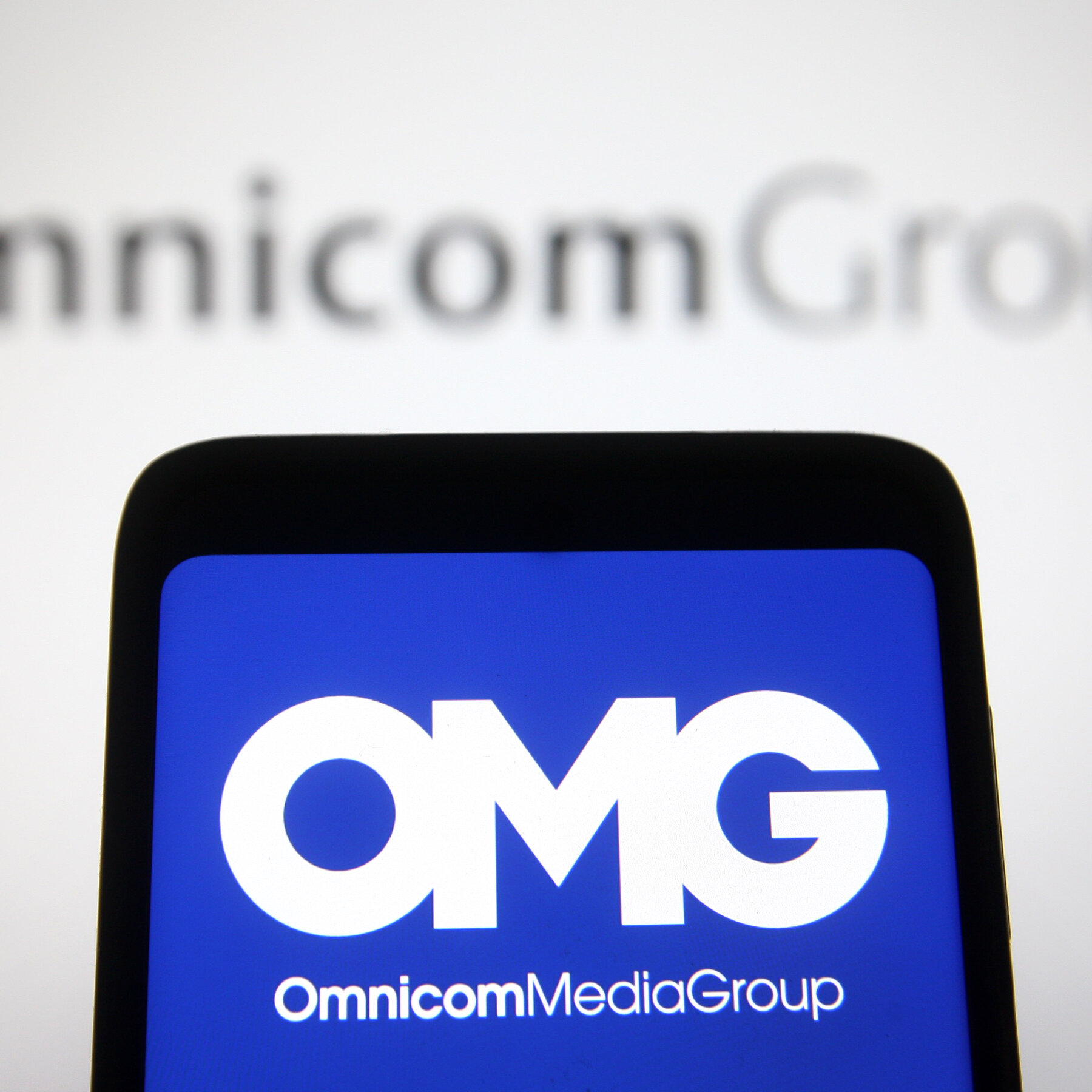 Omnicom and Interpublic to Merge, Creating Ad Agency Giant