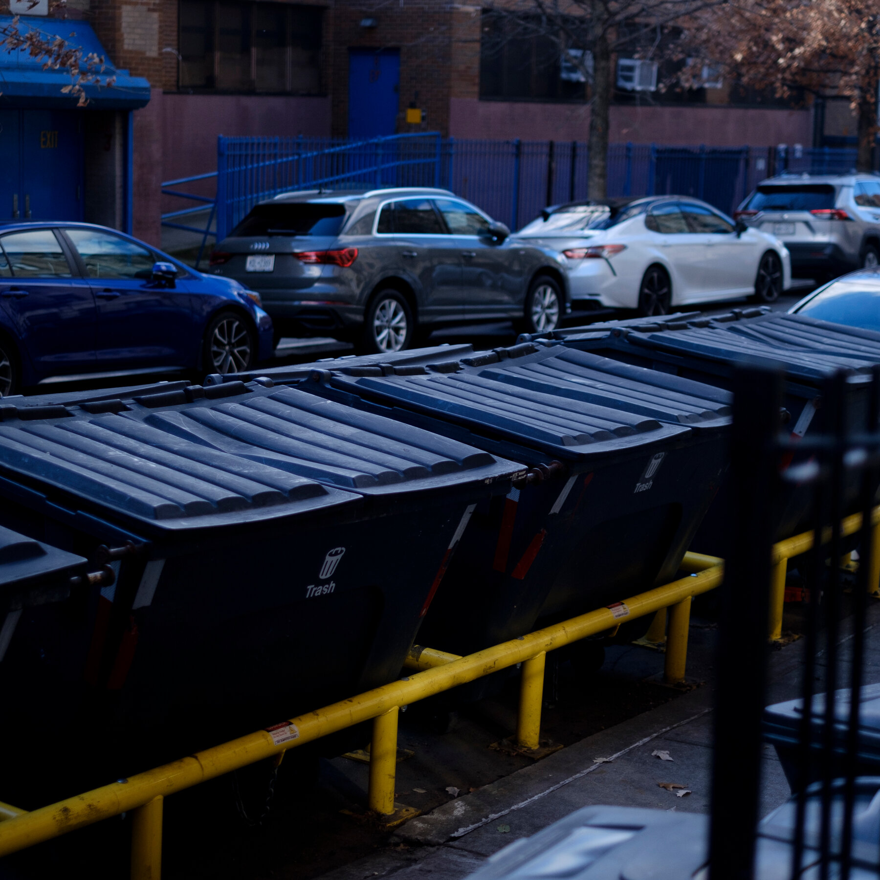 Putting Trash in Trash Cans? Good Luck With That, New Yorkers Say.