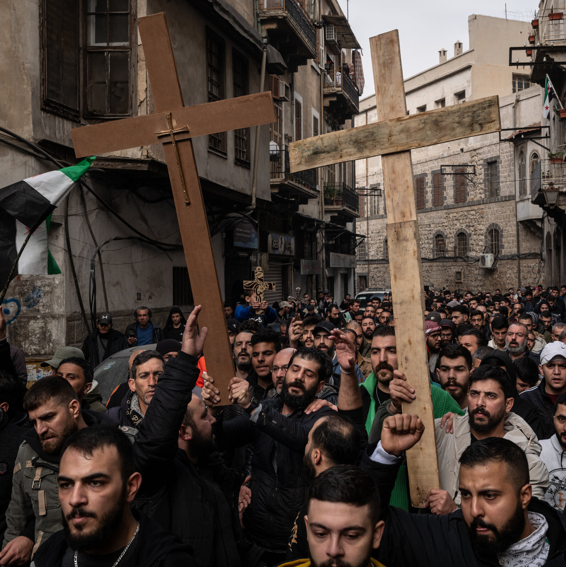 Syrians in Christian Neighborhoods Protest After Christmas Tree Is Burned