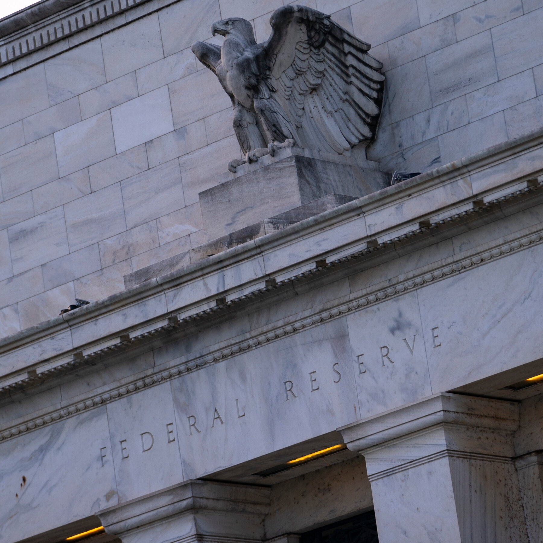 The Fed Is in No Rush to Cut Rates, Even if There Is a Weak Jobs Report