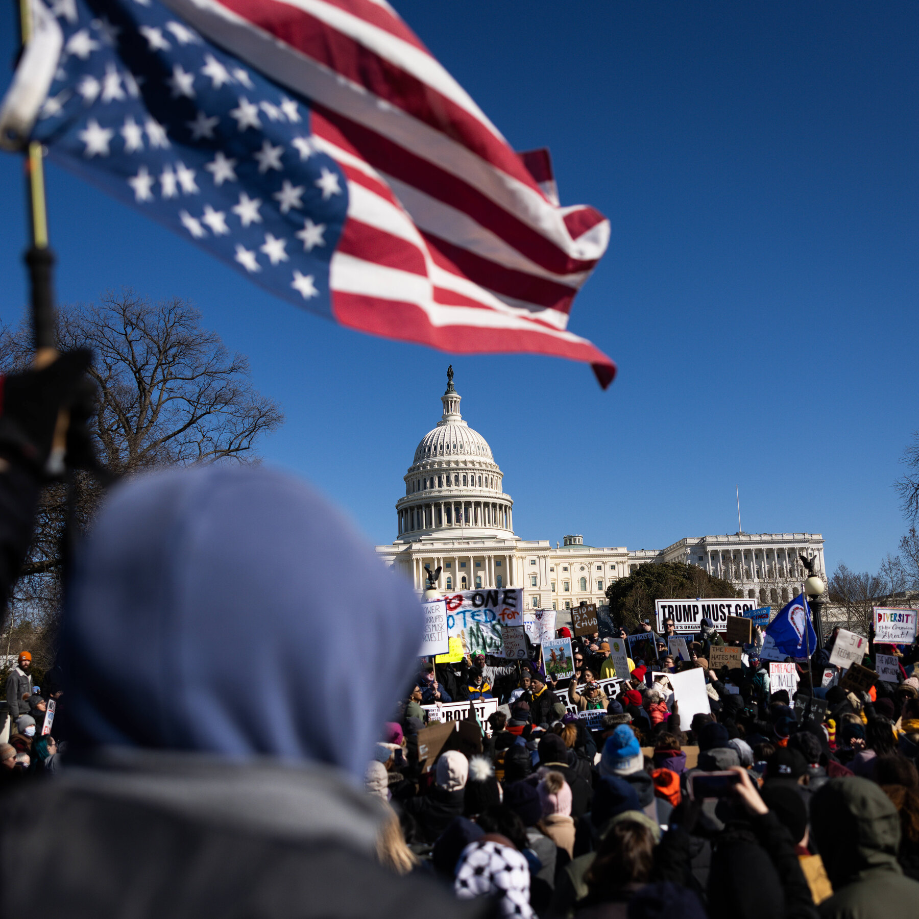 Thousands Protest on Presidents’ Day, Calling Trump a Tyrant ‘King’