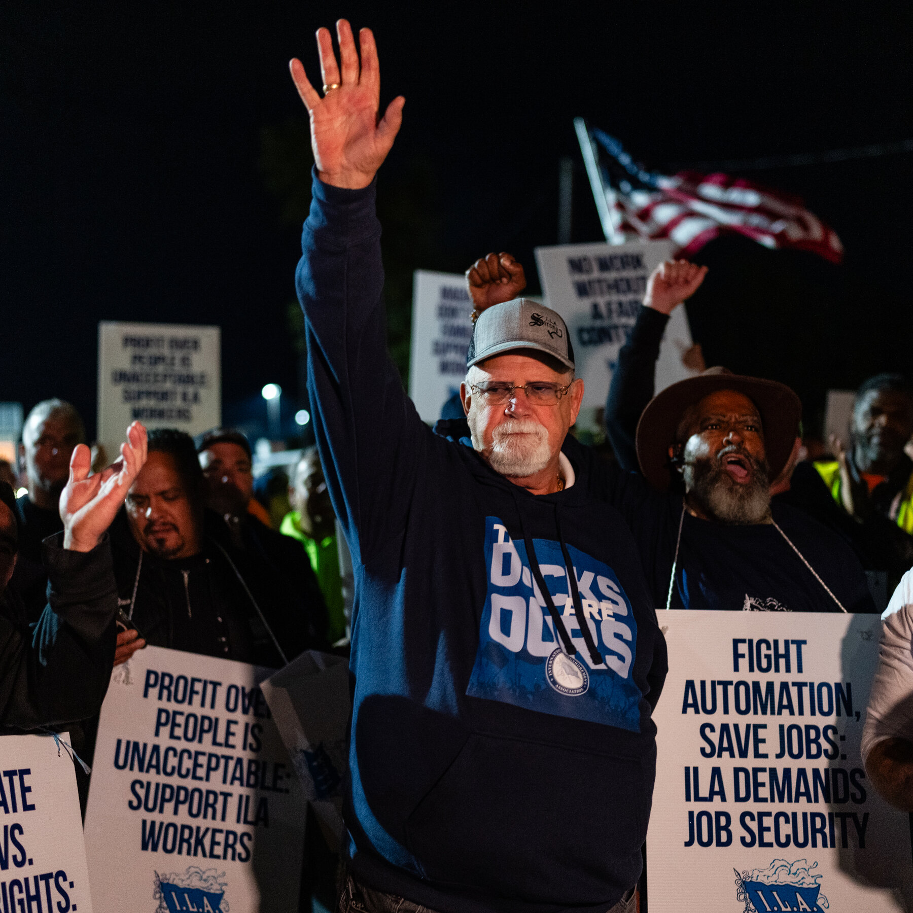 Trump Backs a Longshoremen’s Union That Supported Him