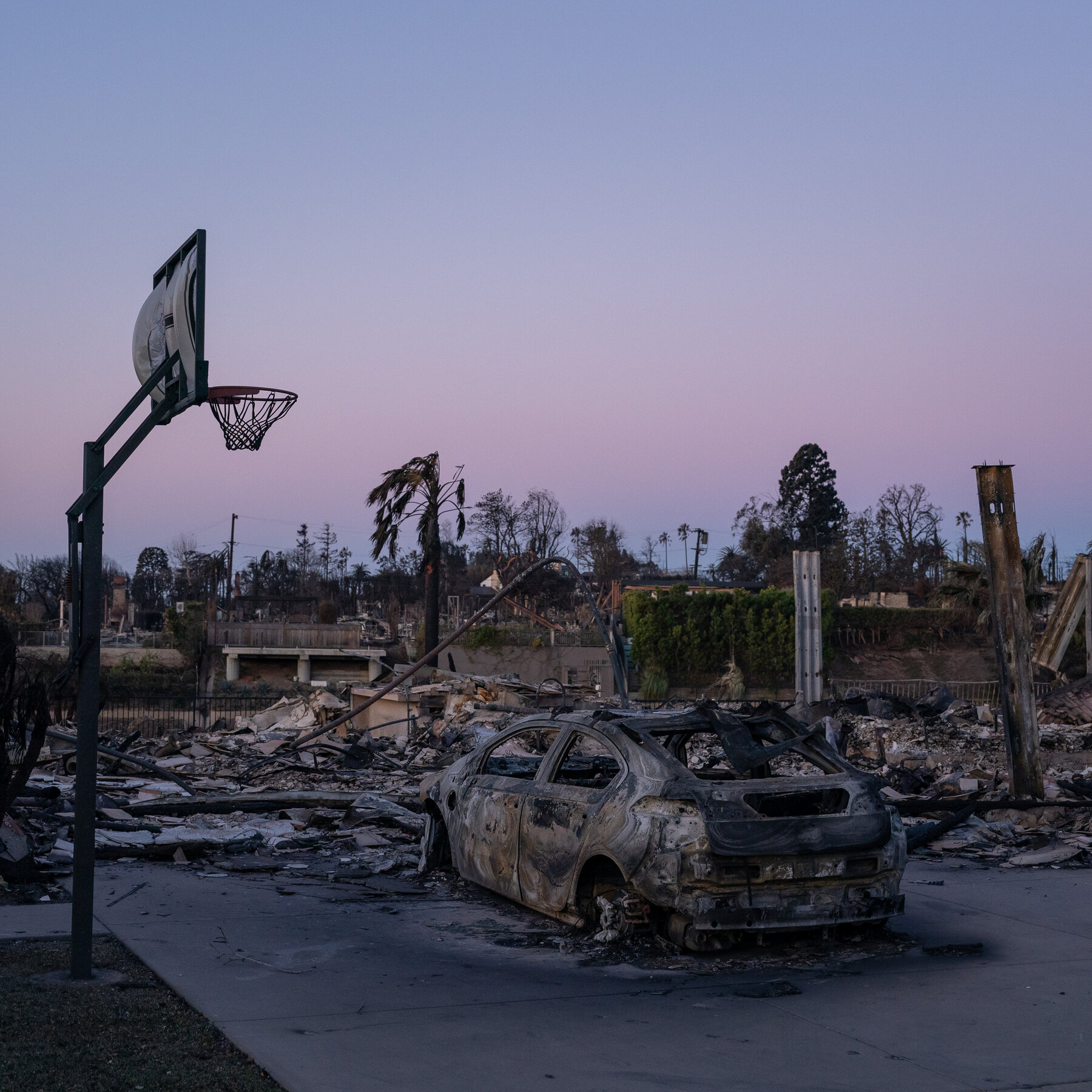 Tuesday Briefing: Death Toll Rises in L.A. Fires